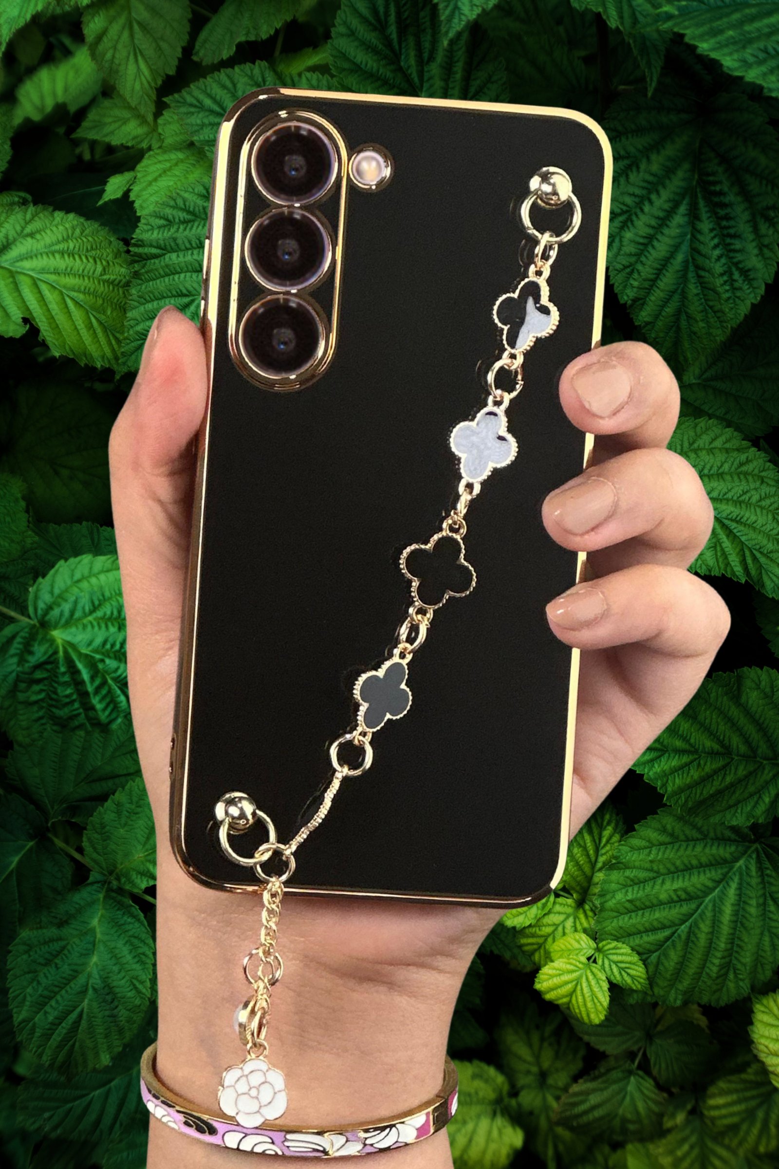 Samsung S23 Kılıf Lüks Yonca Zincir Askılı Gold Çerçeveli Elçek Kadın Telefon Kapak